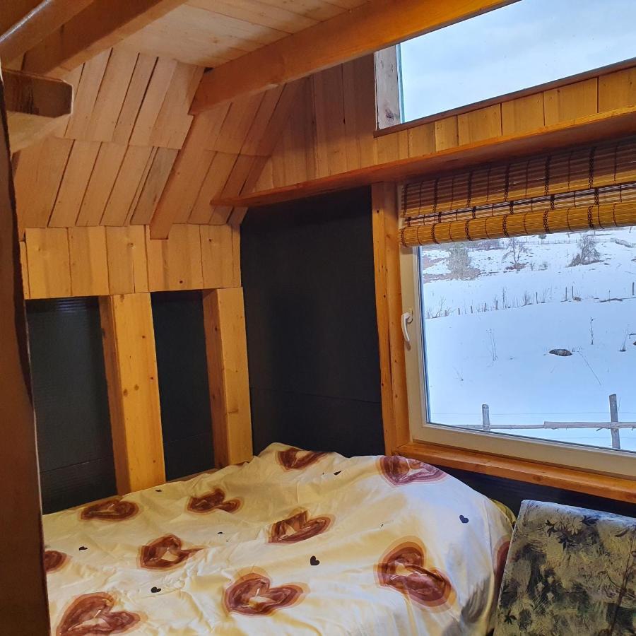 Planinska Koliba Ajdanovici Jelovac Nisicka Visoravan Olovo Exterior foto